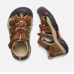 NEW Keen Boy Newport Sandals
